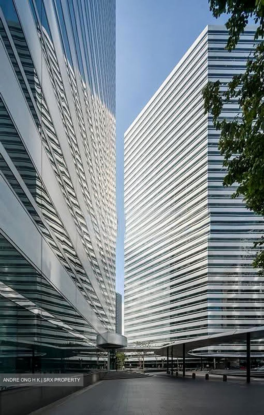 Gateway East (D7), Office #612785281